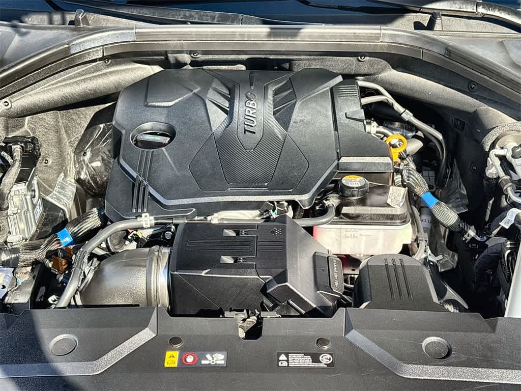 Thumbnail: 2024 Genesis GV70 - 12