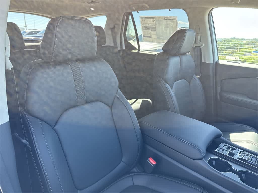 Thumbnail: 2025 Honda Pilot - 26