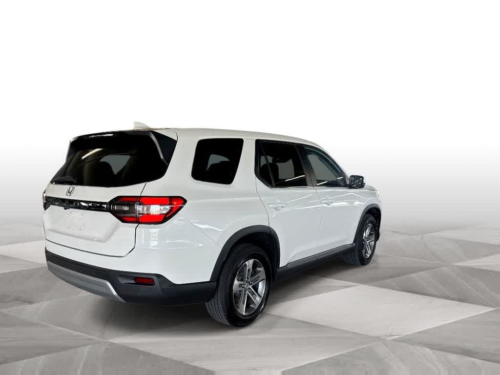 Thumbnail: 2025 Honda Pilot - 8