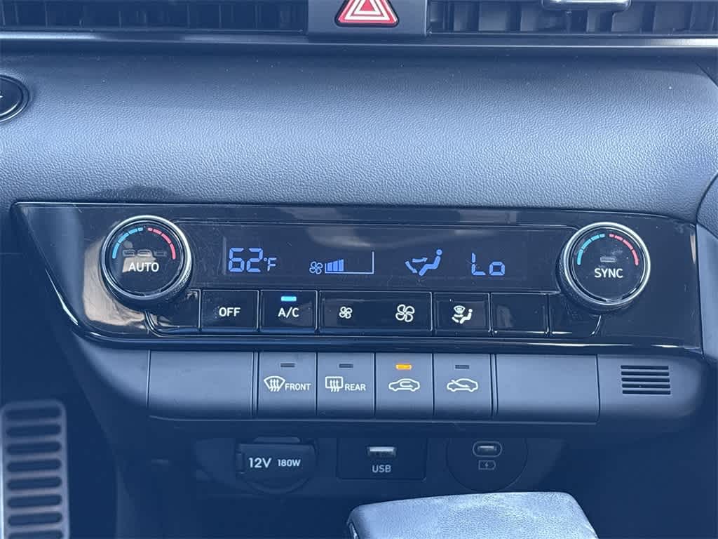 Thumbnail: 2025 Hyundai Elantra - 19