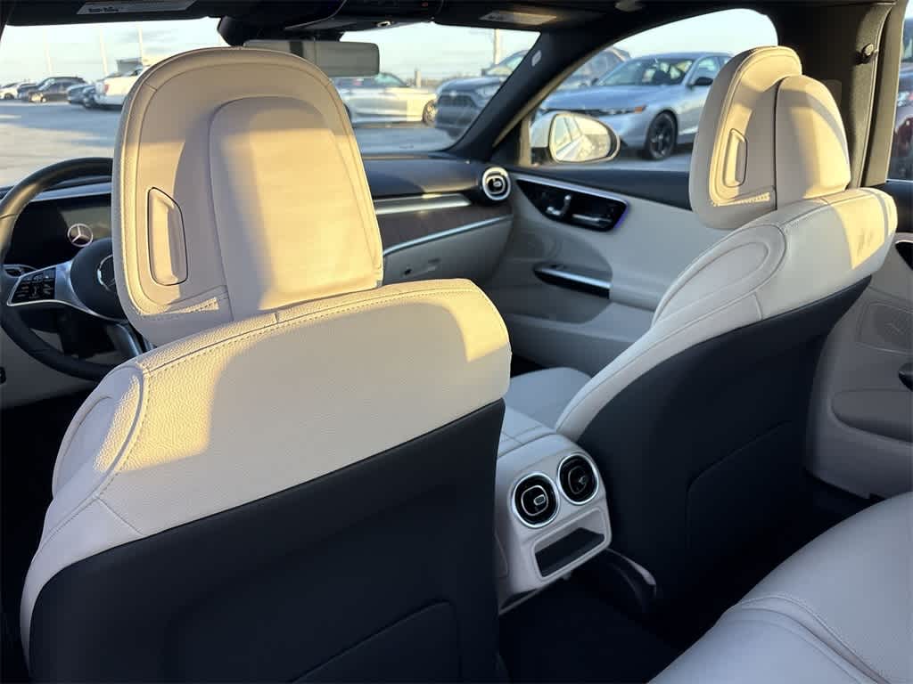 Thumbnail: 2024 Mercedes-Benz C-Class - 22