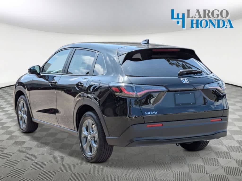 2026 Honda HR-V LX 2