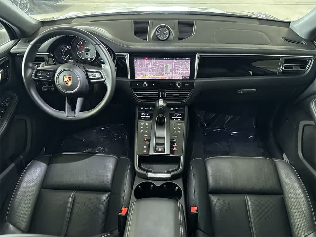 Thumbnail: 2024 Porsche Macan - 23
