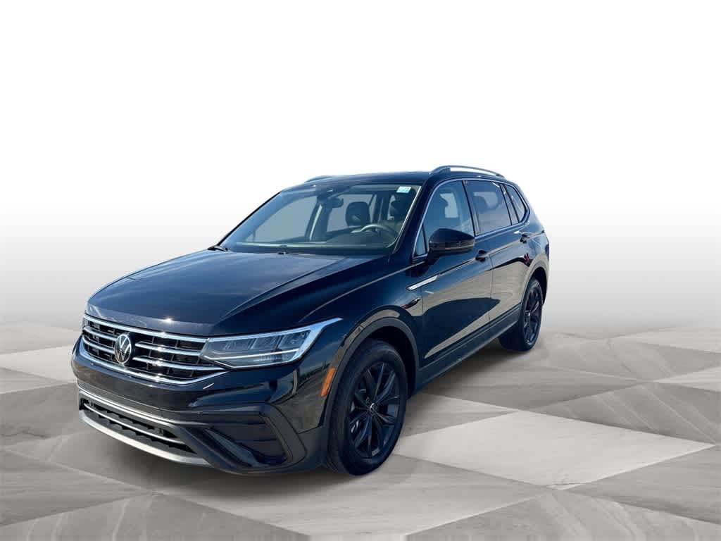 Thumbnail: 2024 Volkswagen Tiguan - 4