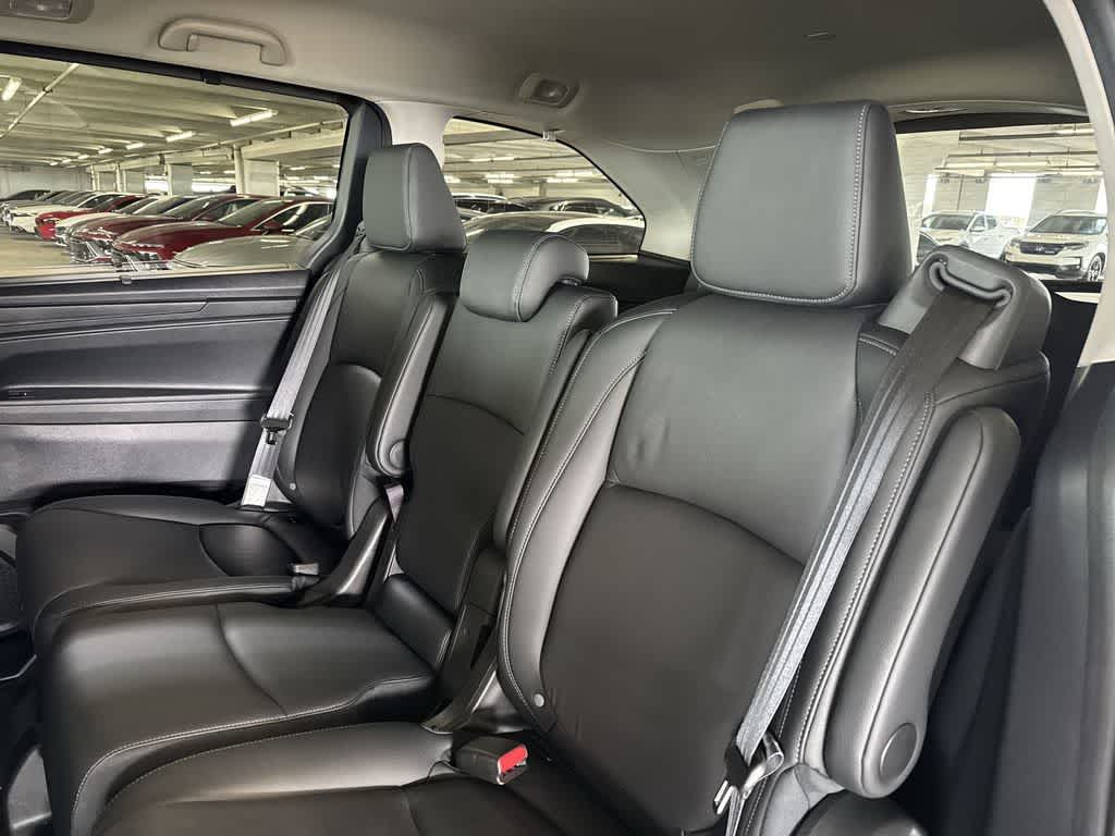 Thumbnail: 2025 Honda Odyssey - 21