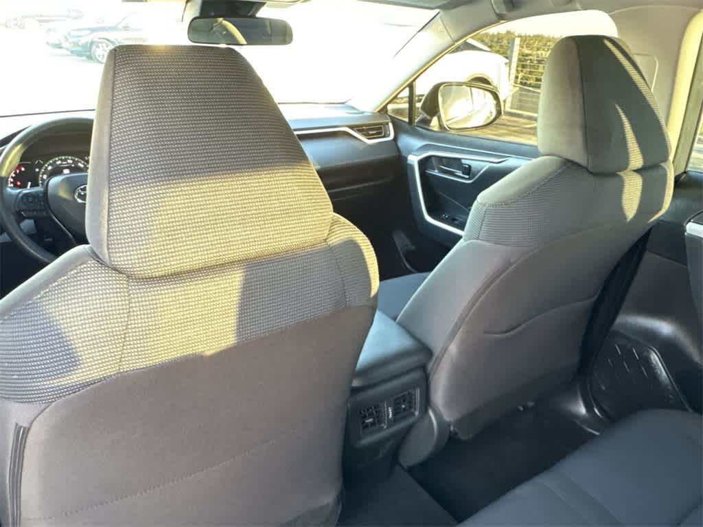 Thumbnail: 2025 Toyota RAV4 - 22