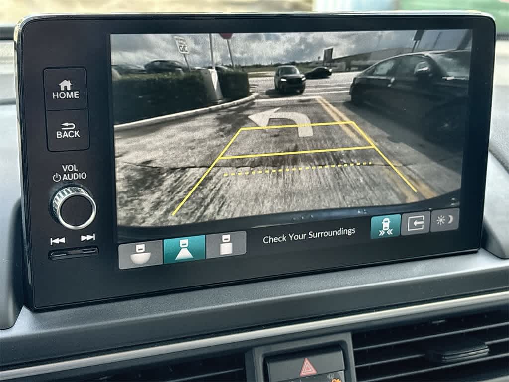 Thumbnail: 2025 Honda Pilot - 18