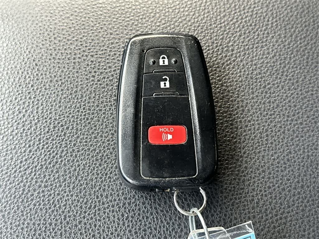 Thumbnail: 2019 Toyota RAV4 - 27