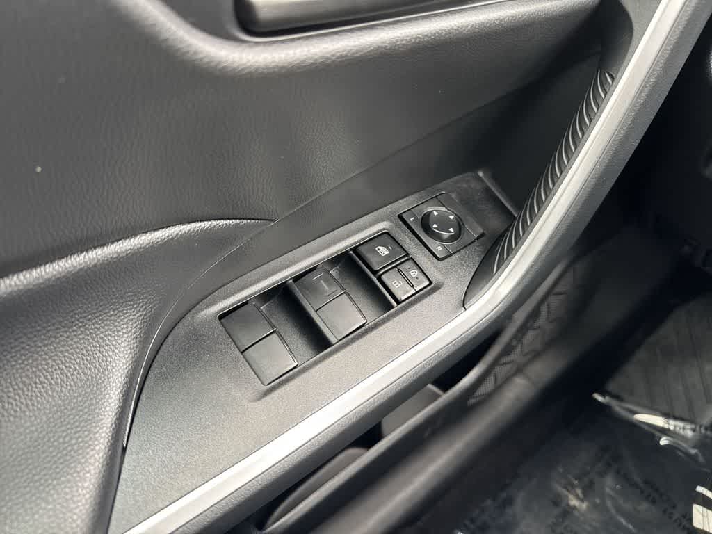 Thumbnail: 2025 Toyota RAV4 - 16