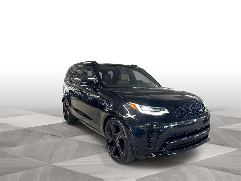 Thumbnail: 2024 Land Rover Discovery - 2