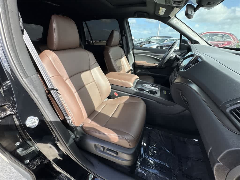 Thumbnail: 2025 Honda Passport - 26