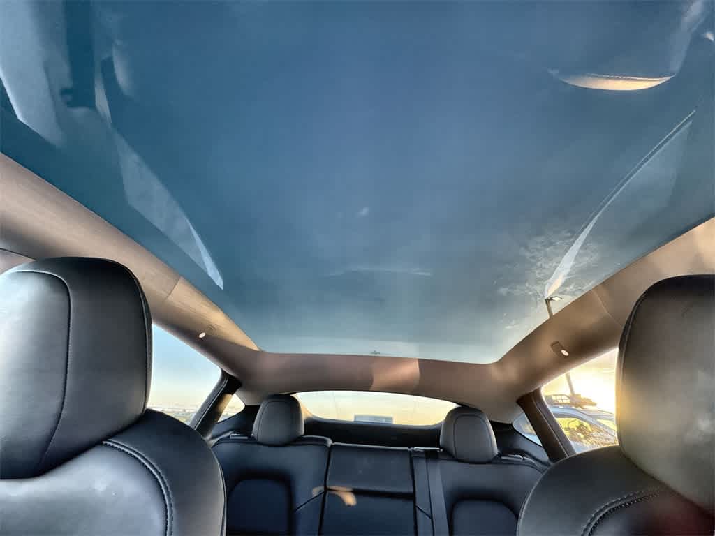 Thumbnail: 2023 Tesla Model Y - 16