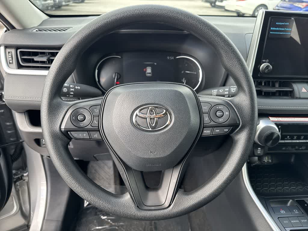 Thumbnail: 2025 Toyota RAV4 - 14