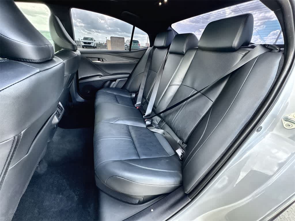 Thumbnail: 2025 Toyota Camry - 21