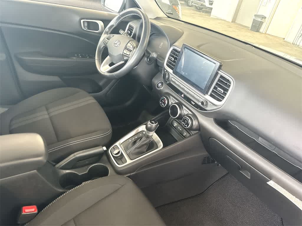 2024 Hyundai Venue SEL 12