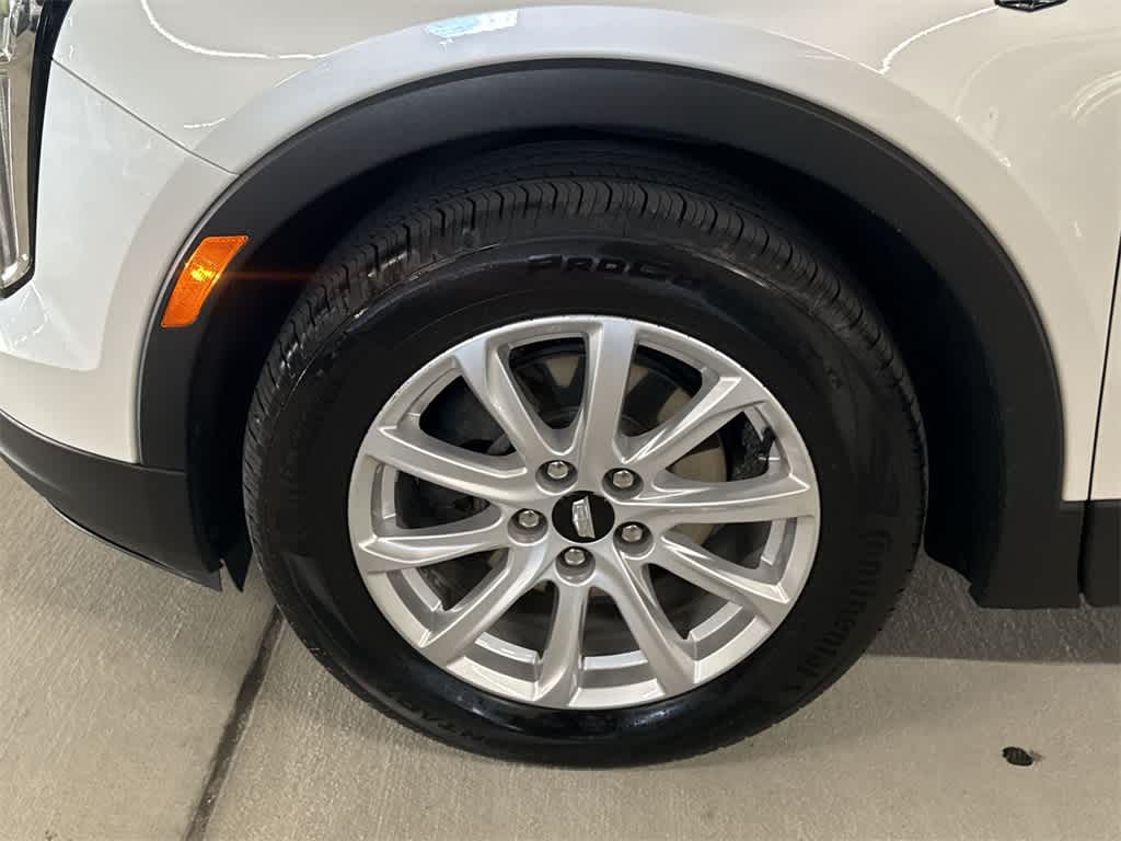 Thumbnail: 2023 Cadillac XT4 - 11