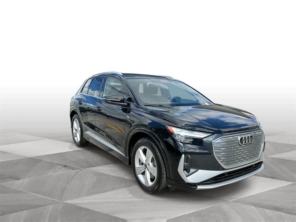 Thumbnail: 2025 Audi Q4 e-tron - 2