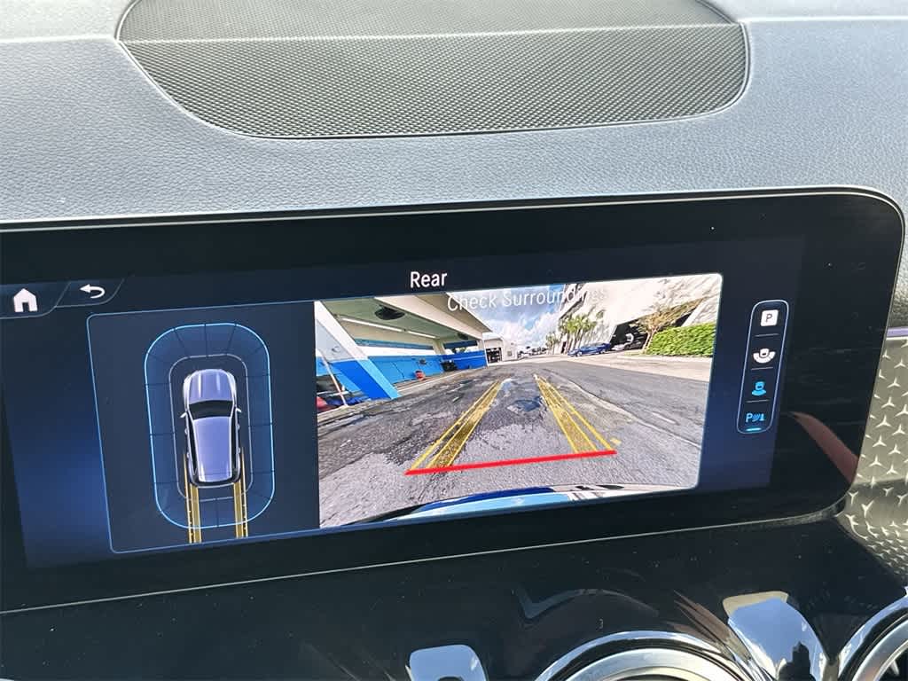 Thumbnail: 2024 Mercedes-Benz GLB - 18