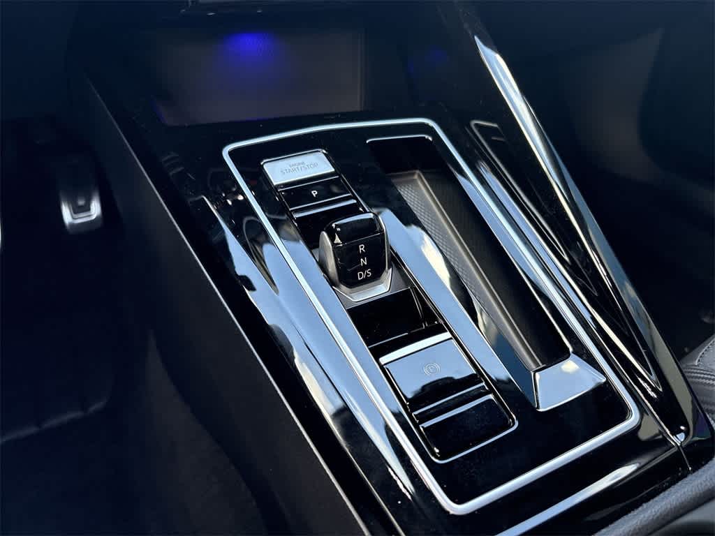 Thumbnail: 2024 Volkswagen Golf - 20