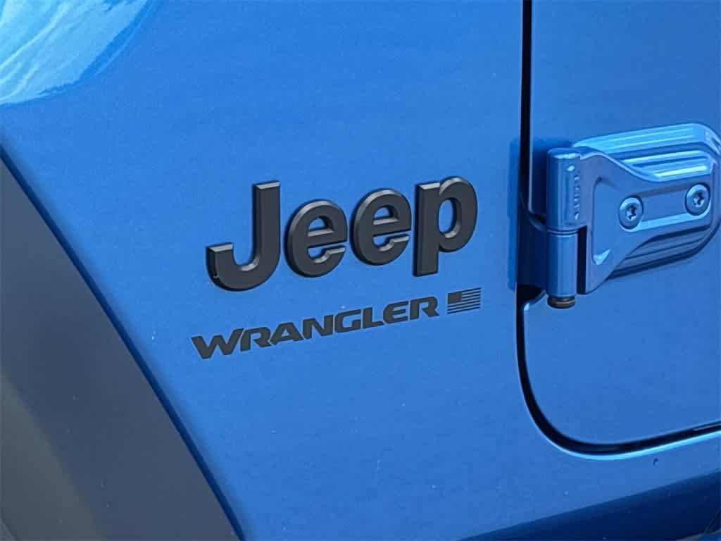 Thumbnail: 2025 Jeep Wrangler - 10