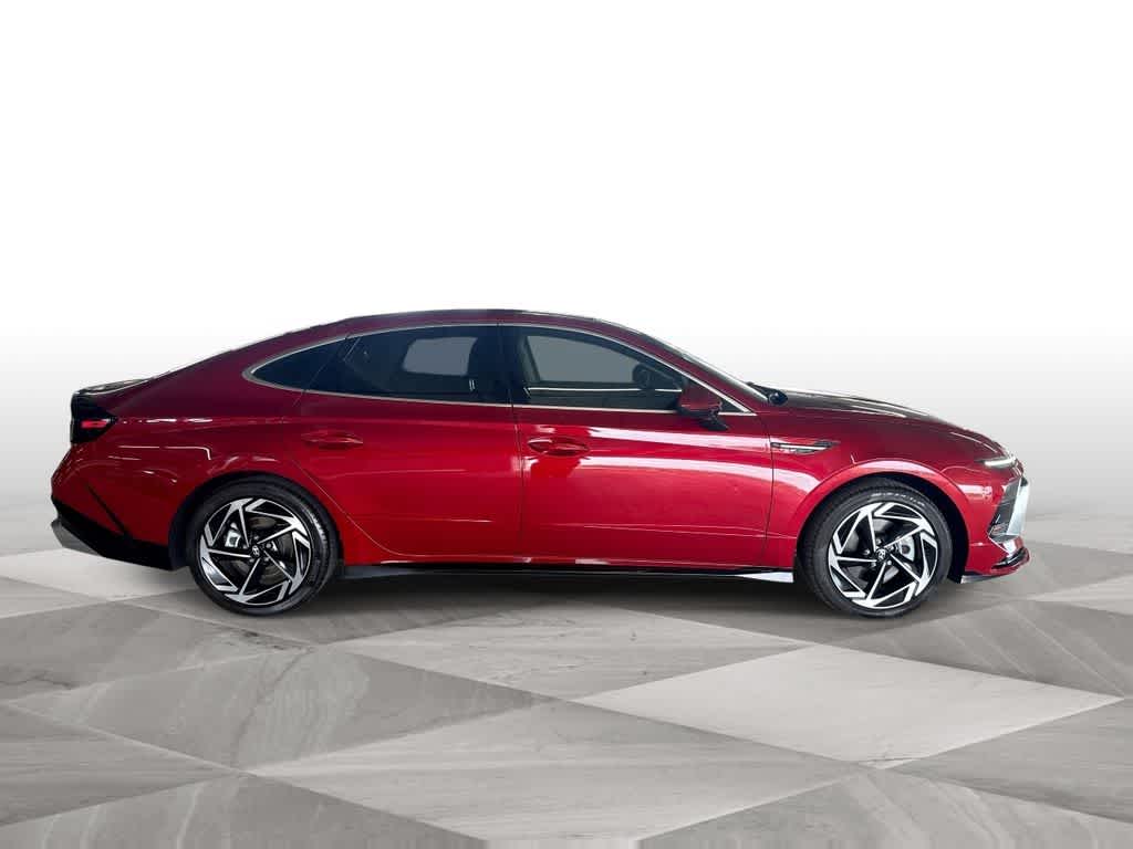 Thumbnail: 2024 Hyundai Sonata - 9