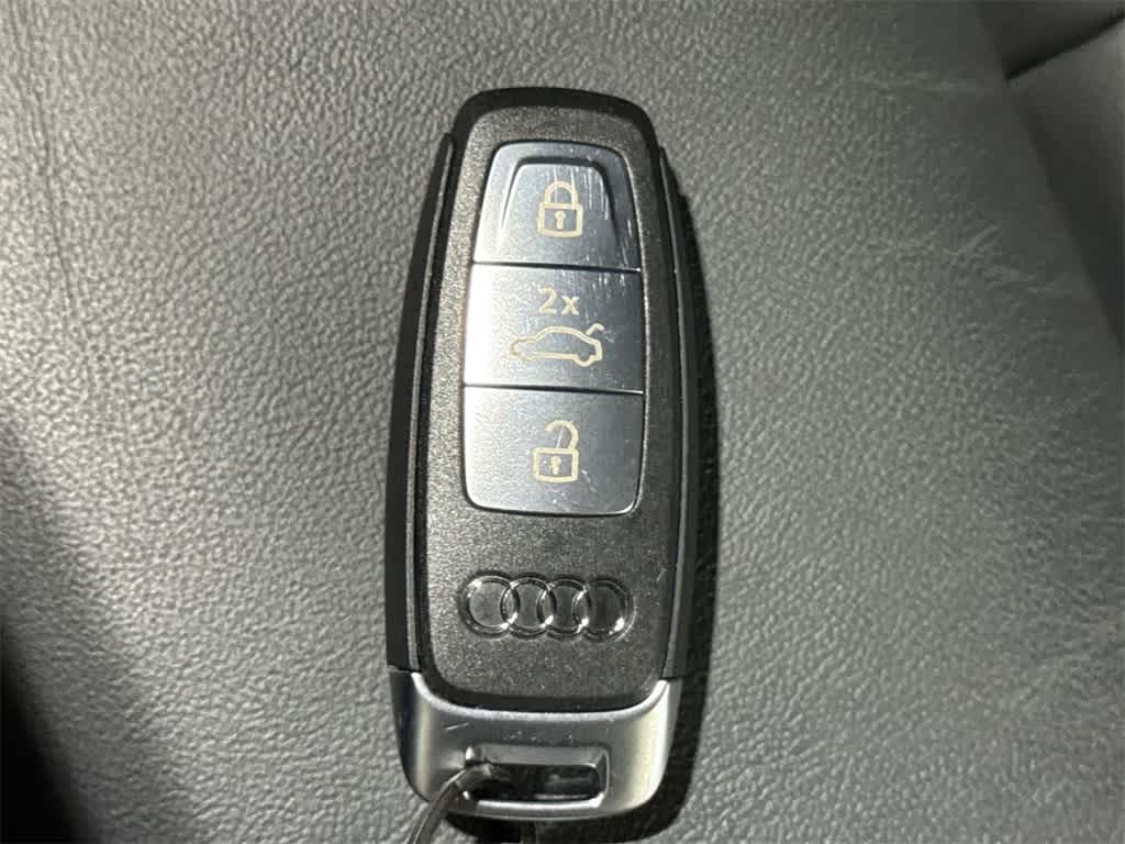 Thumbnail: 2024 Audi Q4 e-tron - 27