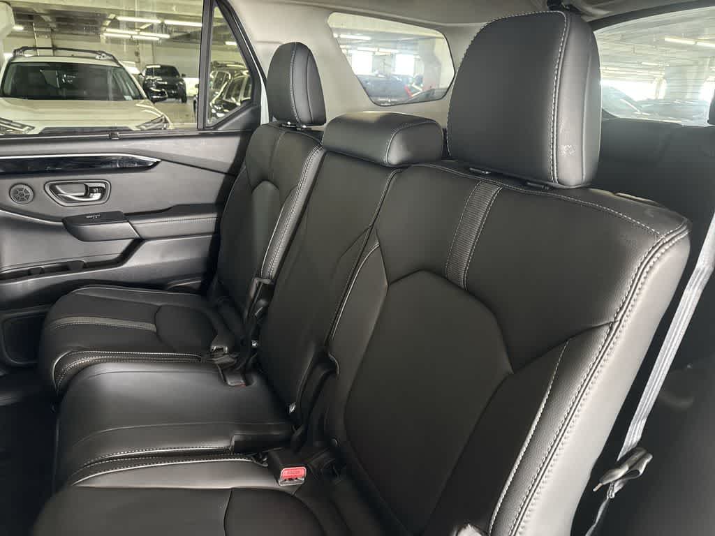 Thumbnail: 2023 Honda Pilot - 21
