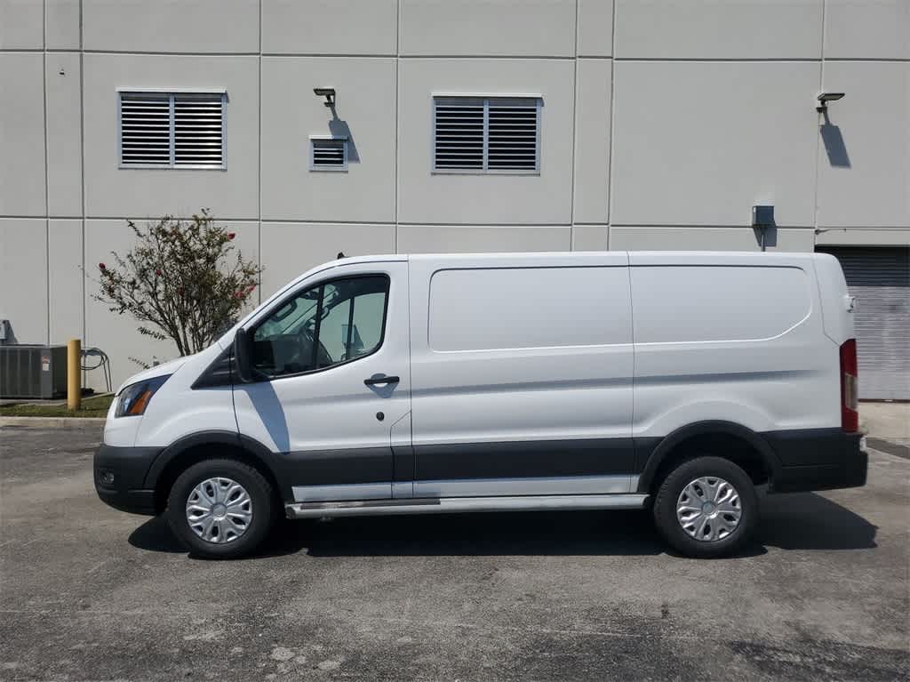 2023 Ford Transit Series 250 3