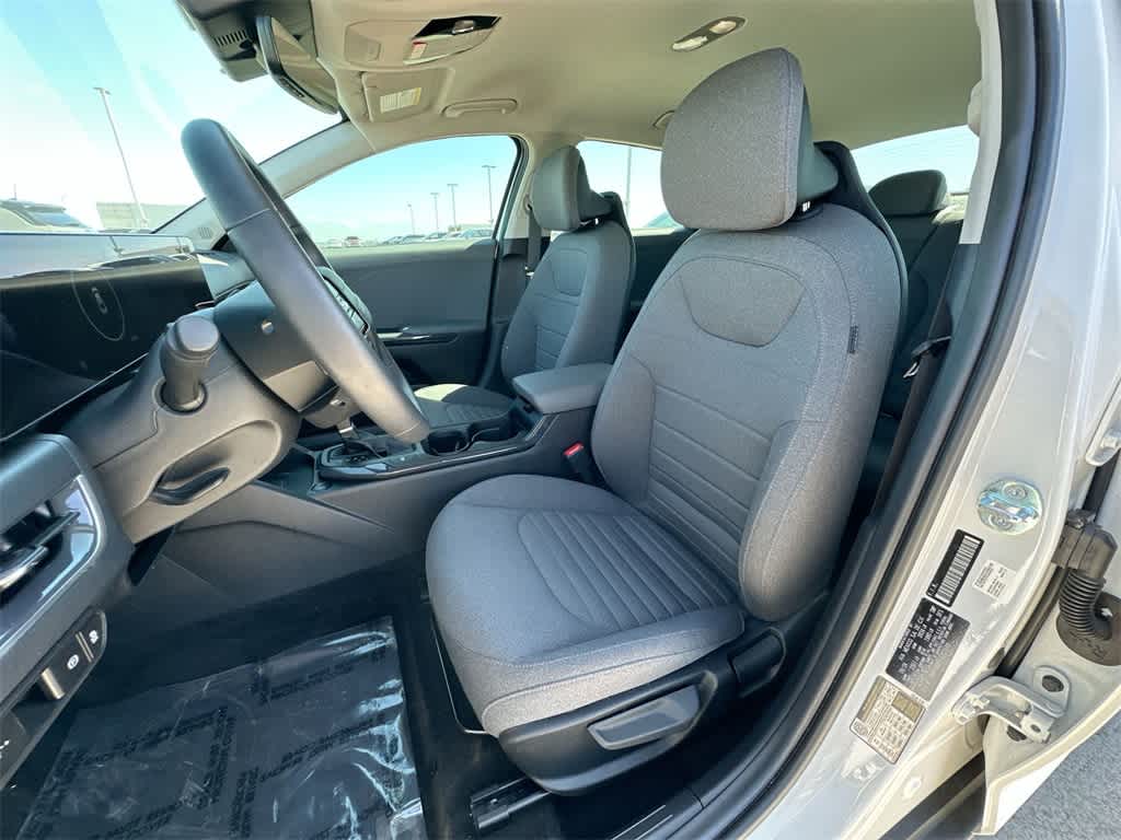 Thumbnail: 2025 Kia K4 - 13