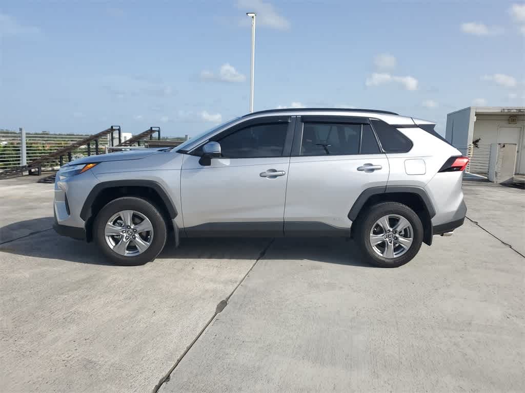 2024 Toyota RAV4 XLE 2