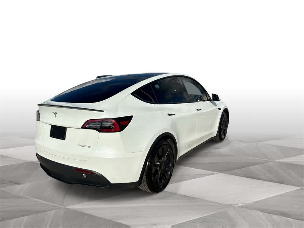 Thumbnail: 2024 Tesla Model Y - 8