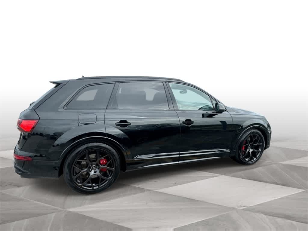 Thumbnail: 2025 Audi SQ7 - 9