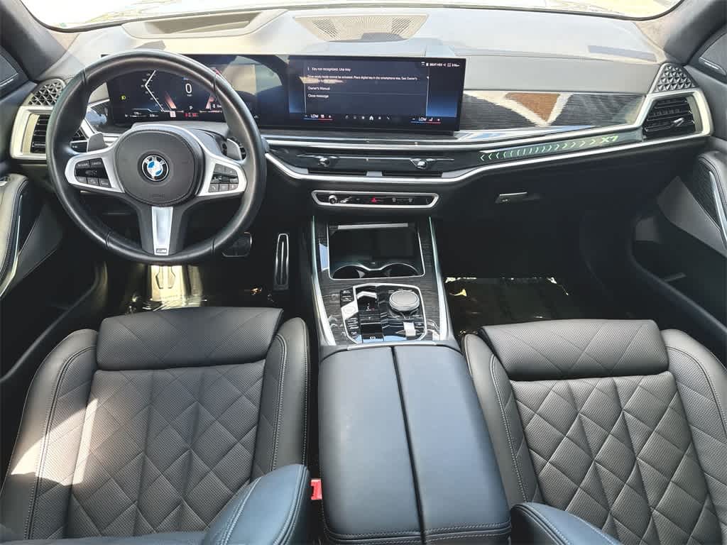 Thumbnail: 2024 BMW X7 - 10