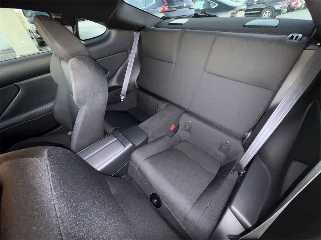 Thumbnail: 2025 Toyota GR86 - 21