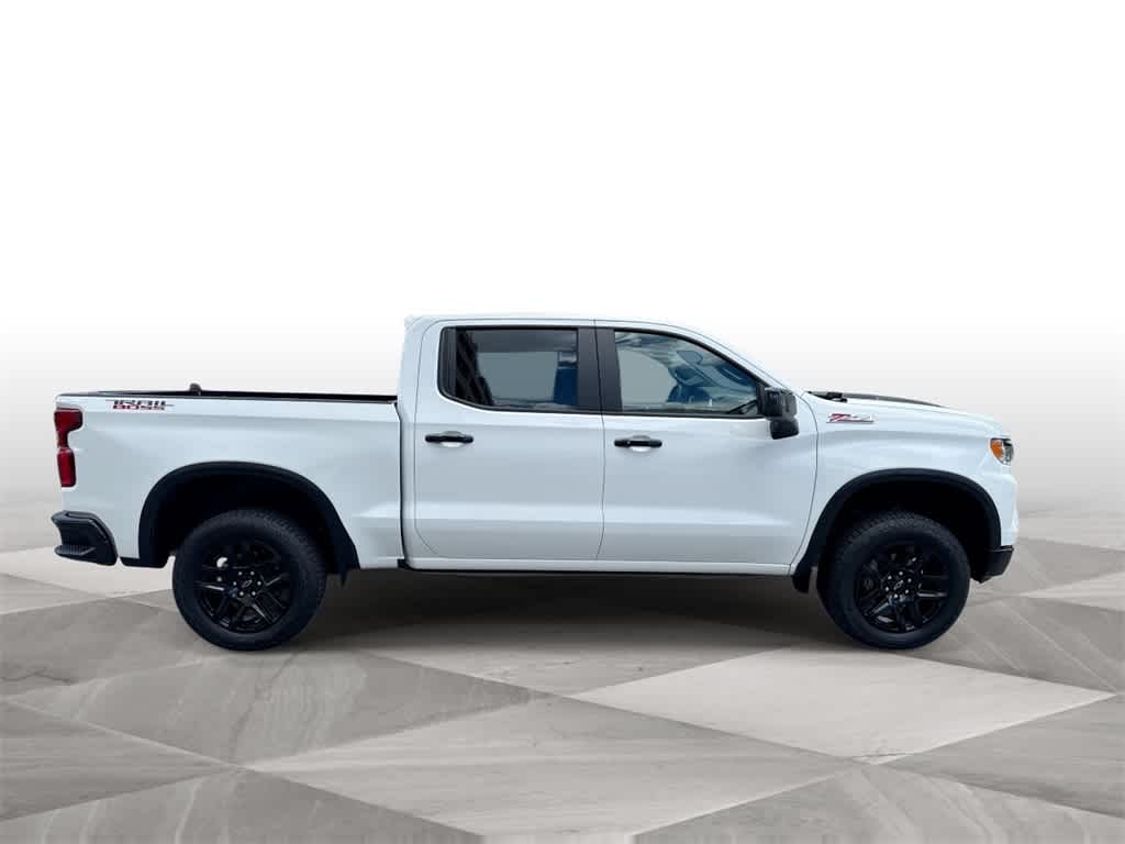 Thumbnail: 2025 Chevrolet Silverado 1500 - 9