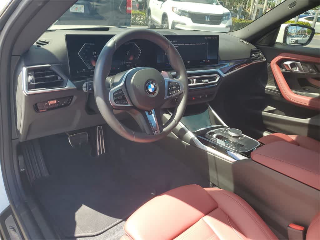 Thumbnail: 2024 BMW 2 Series - 10