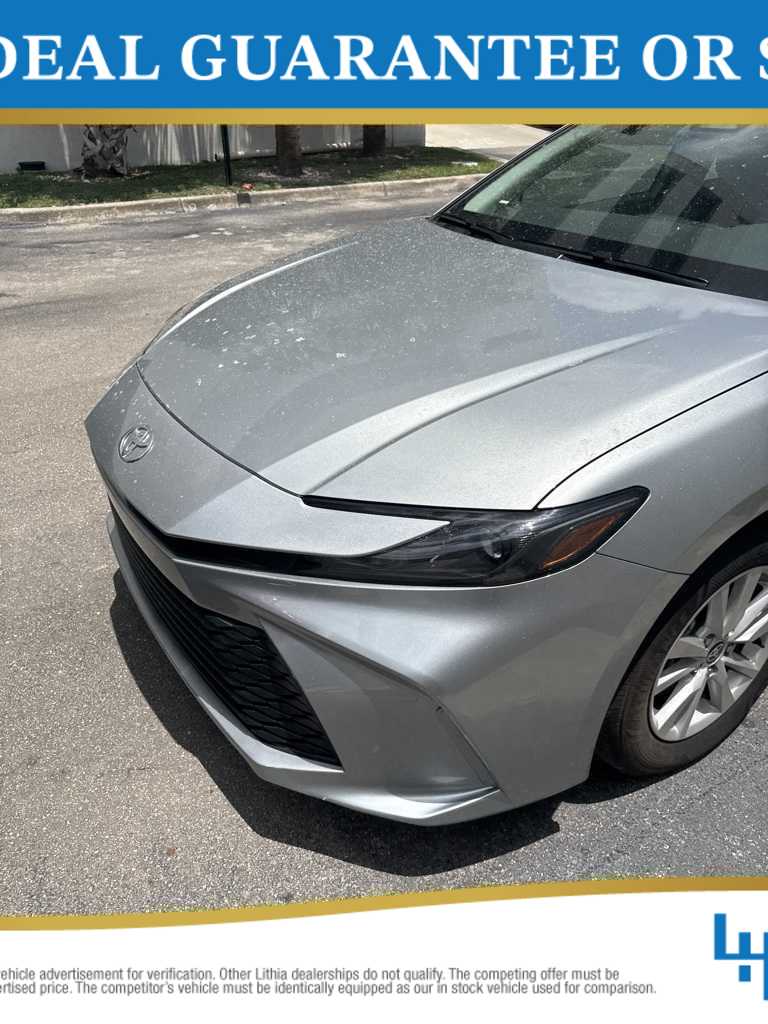 2025 Toyota Camry LE Hero Image