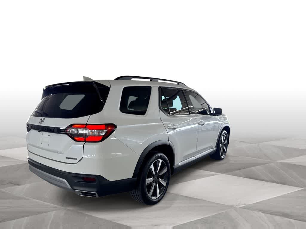 Thumbnail: 2023 Honda Pilot - 8