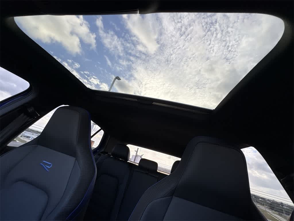 Thumbnail: 2024 Volkswagen Golf - 16