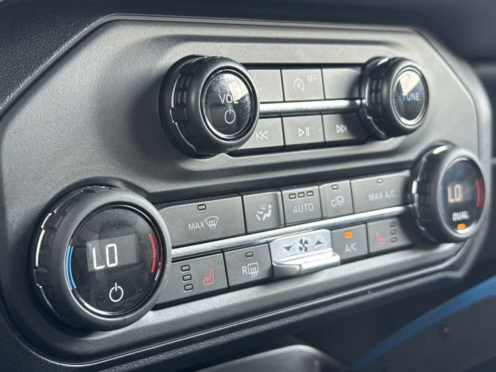 Thumbnail: 2023 Ford Bronco - 19