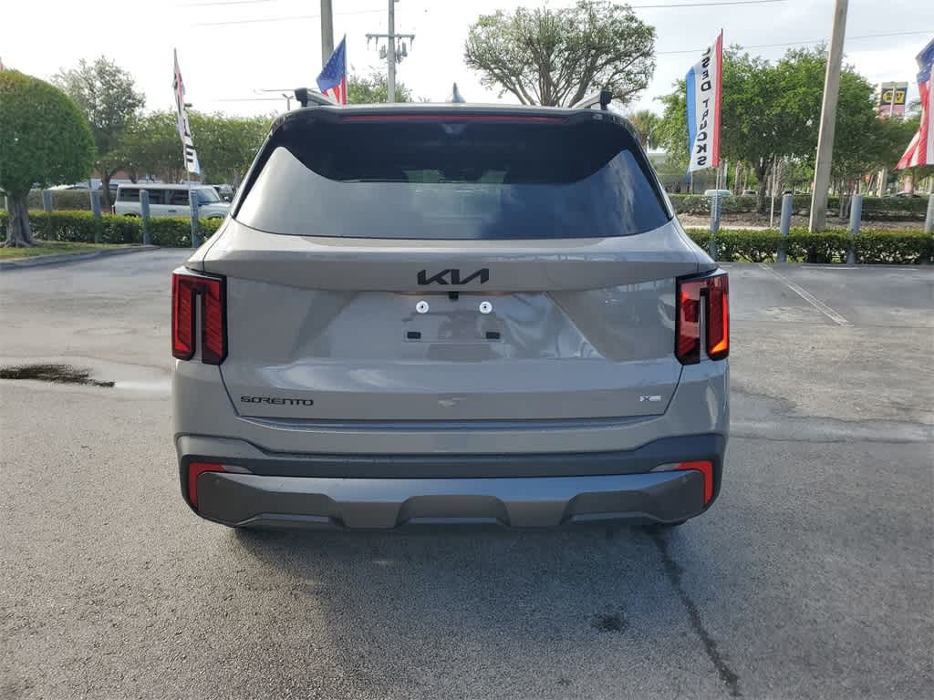 2025 Kia Sorento X-Line S 5