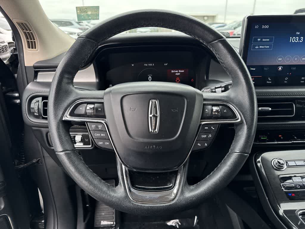 Thumbnail: 2022 Lincoln Nautilus - 14