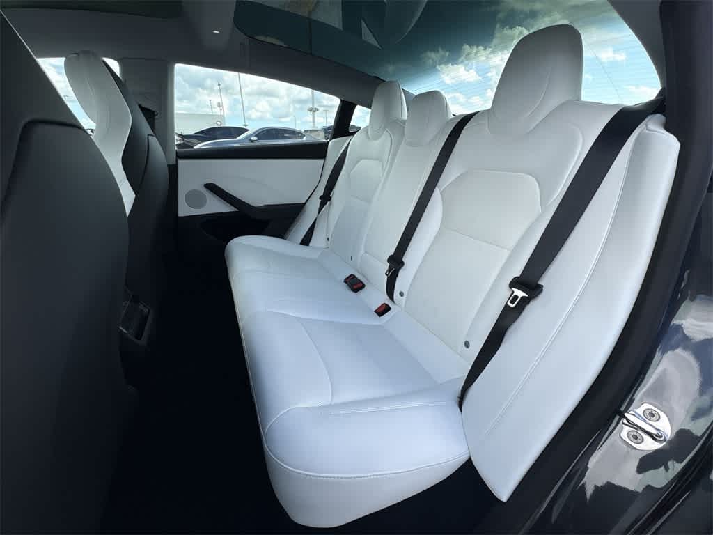 Thumbnail: 2025 Tesla Model 3 - 21