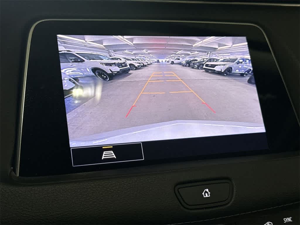 Thumbnail: 2023 Cadillac XT4 - 18
