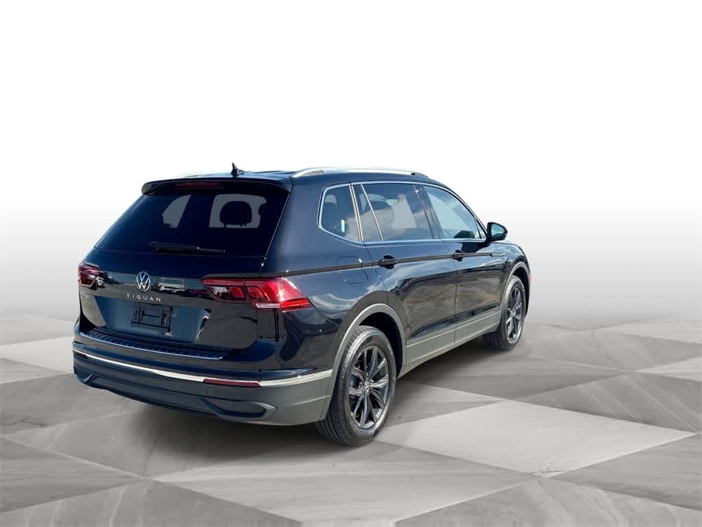 Thumbnail: 2024 Volkswagen Tiguan - 8