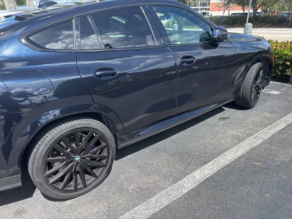 Thumbnail: 2020 BMW X6 - 11