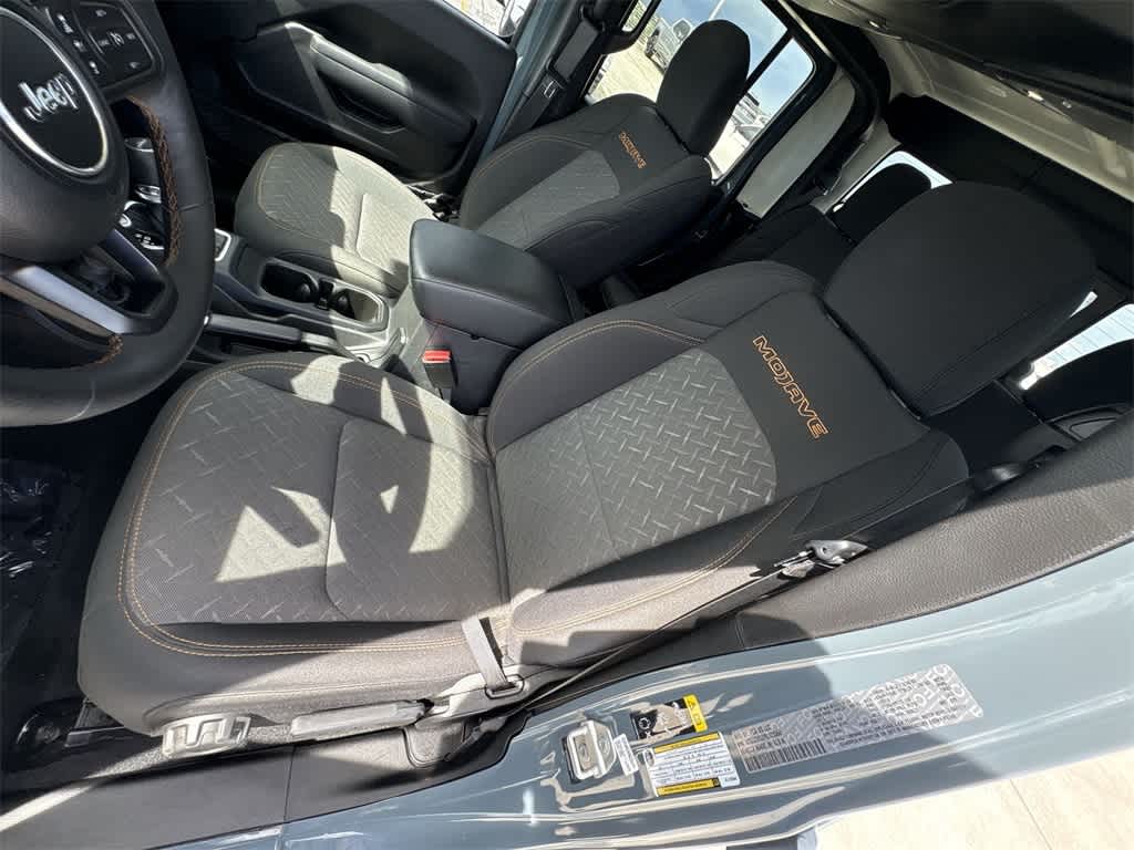 Thumbnail: 2024 Jeep Gladiator - 13