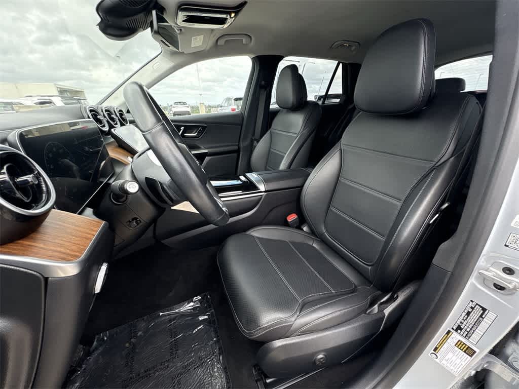 Thumbnail: 2024 Mercedes-Benz GLC - 13