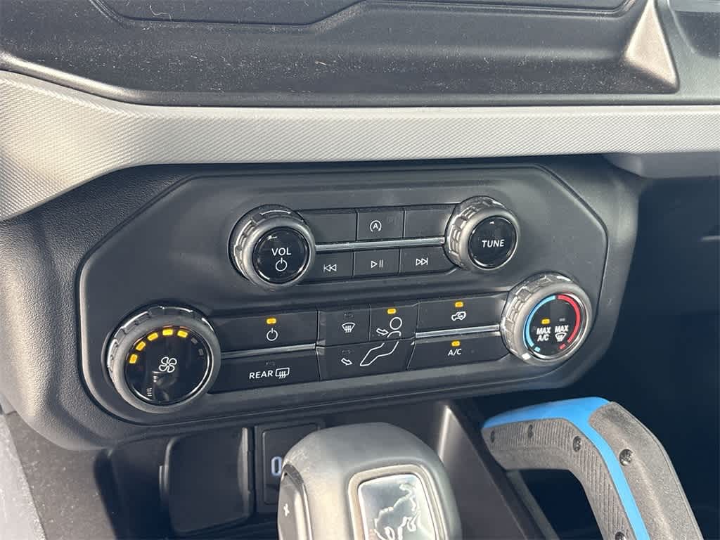 Thumbnail: 2022 Ford Bronco - 19