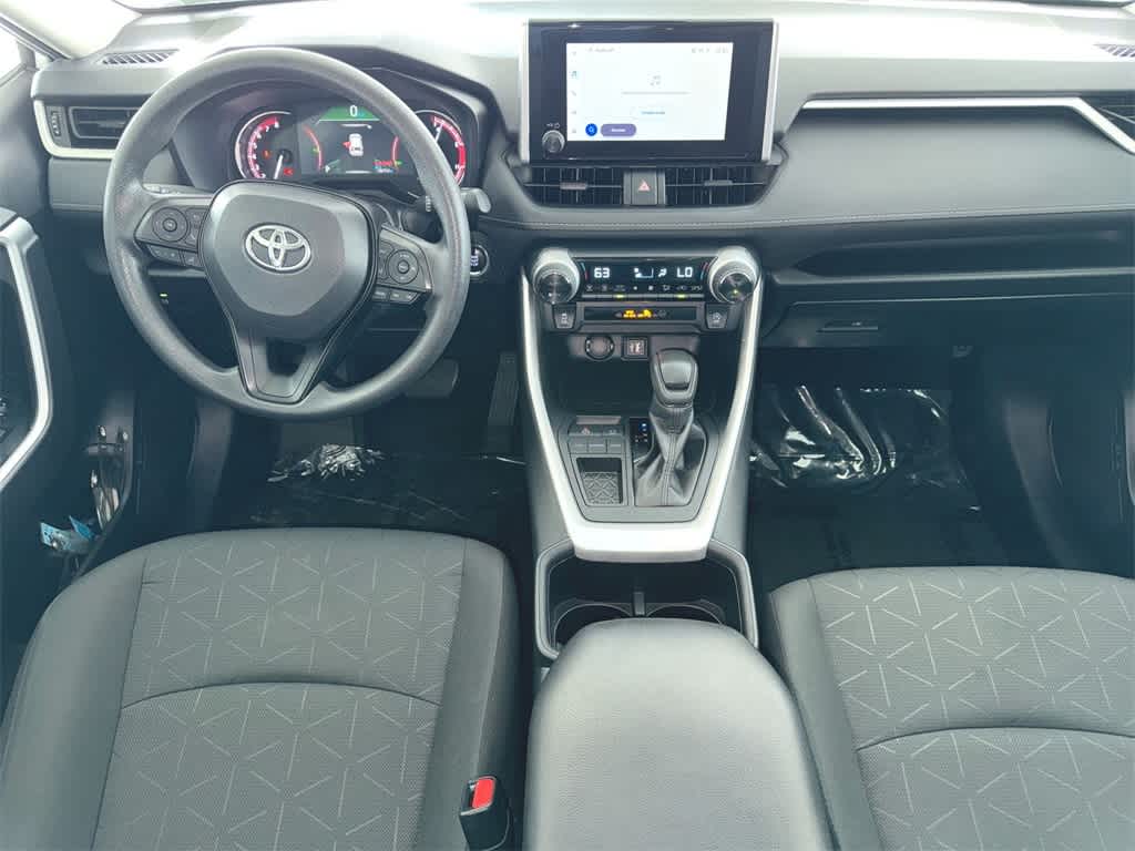 2024 Toyota RAV4 XLE 10